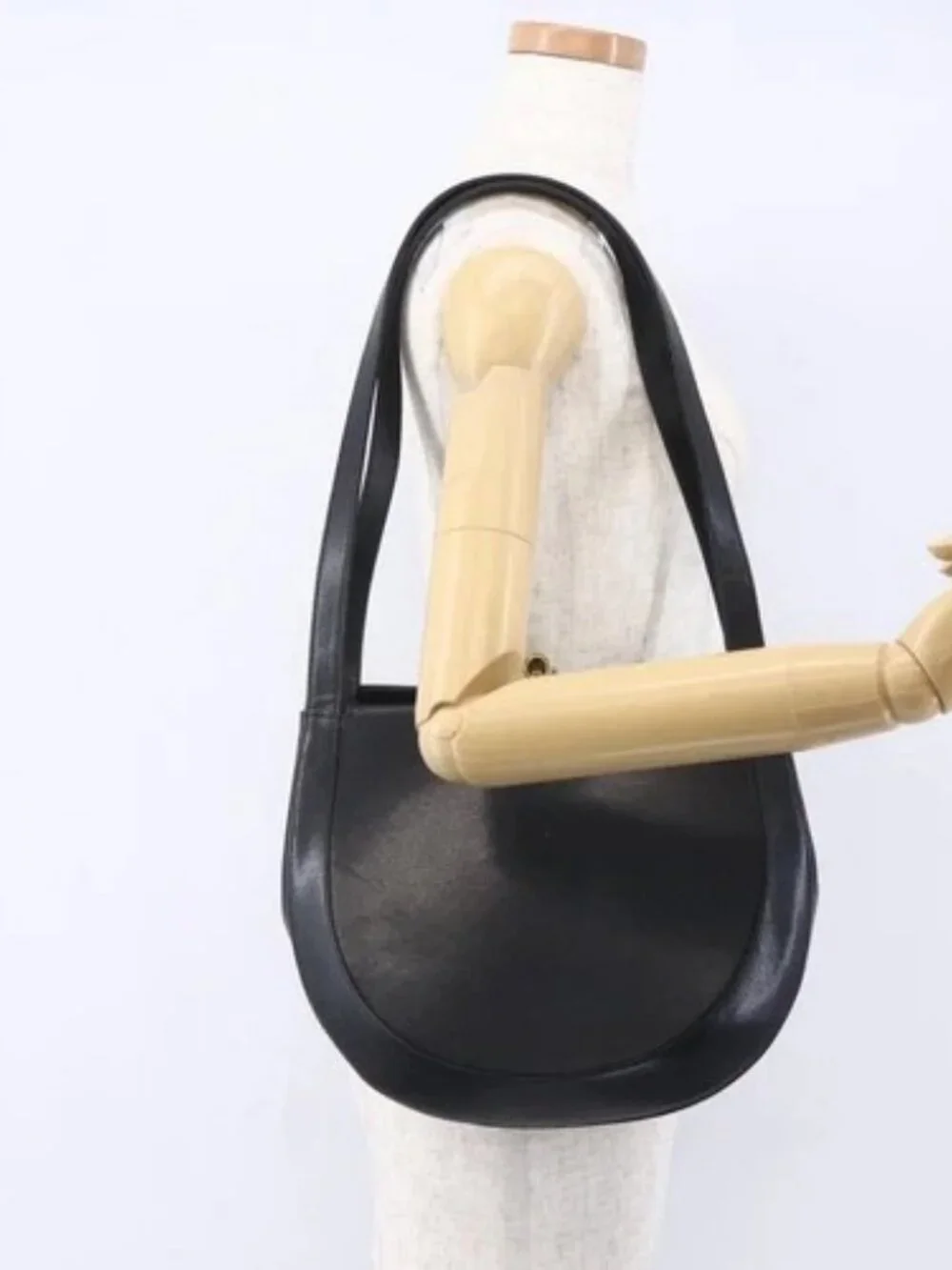 Salvatore Ferragamo Shoulder Bag Leather Black Gold Auth bs31188